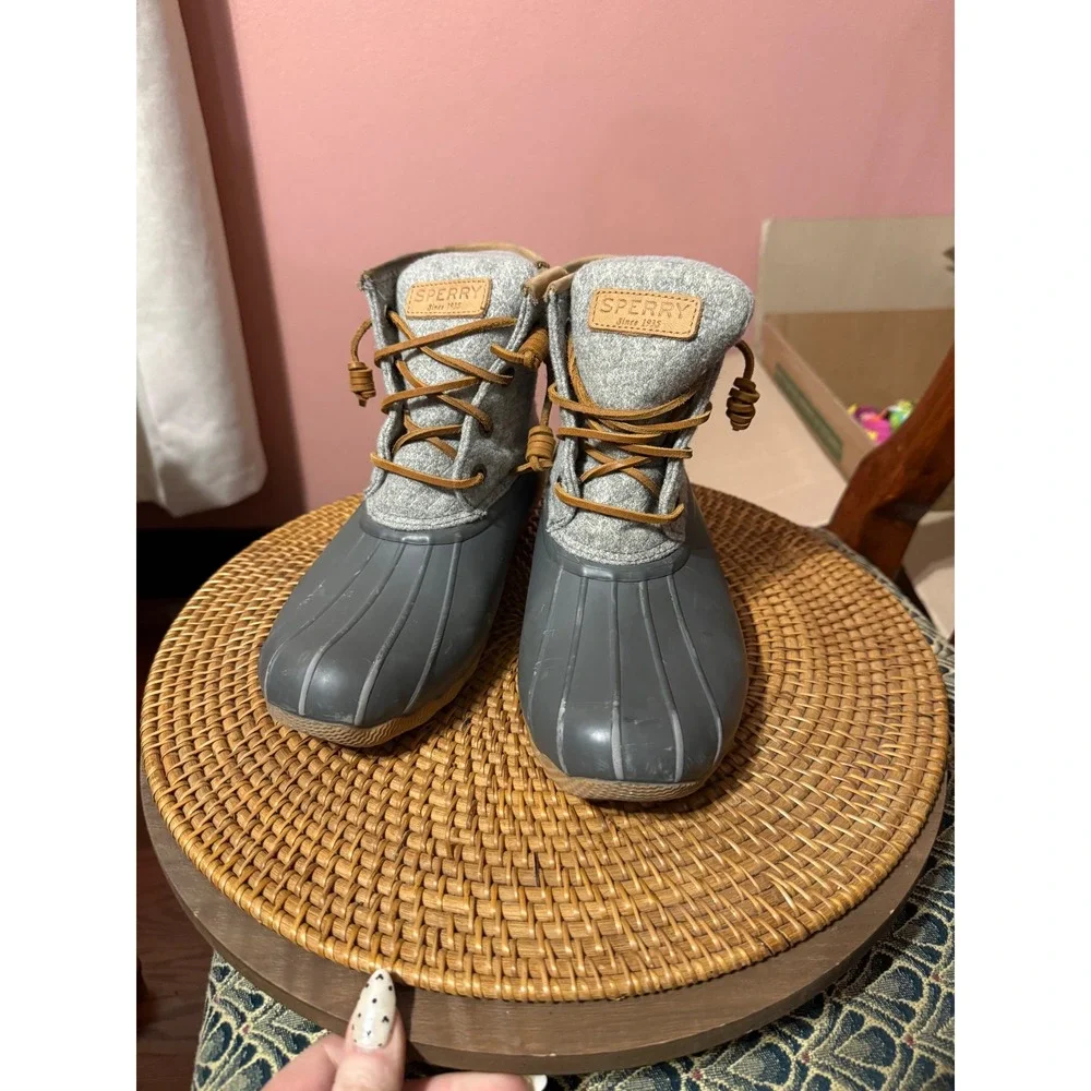 Sperry Saltwater Grey Wool Quilted Duck Boots Insulated STS82475 Womens 6M